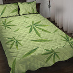 Green Hemp Leaves Pattern Print Quilt Bed Set