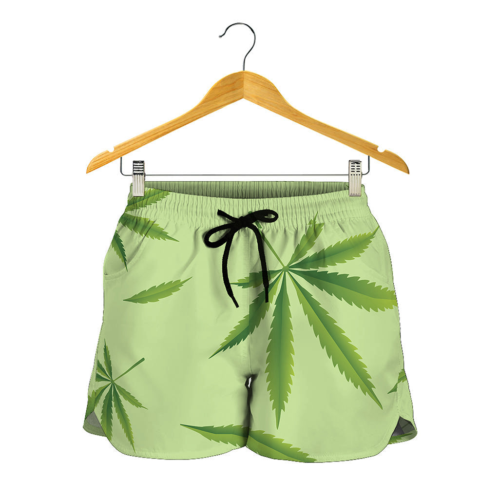 Green Hemp Leaves Pattern Print Women's Shorts
