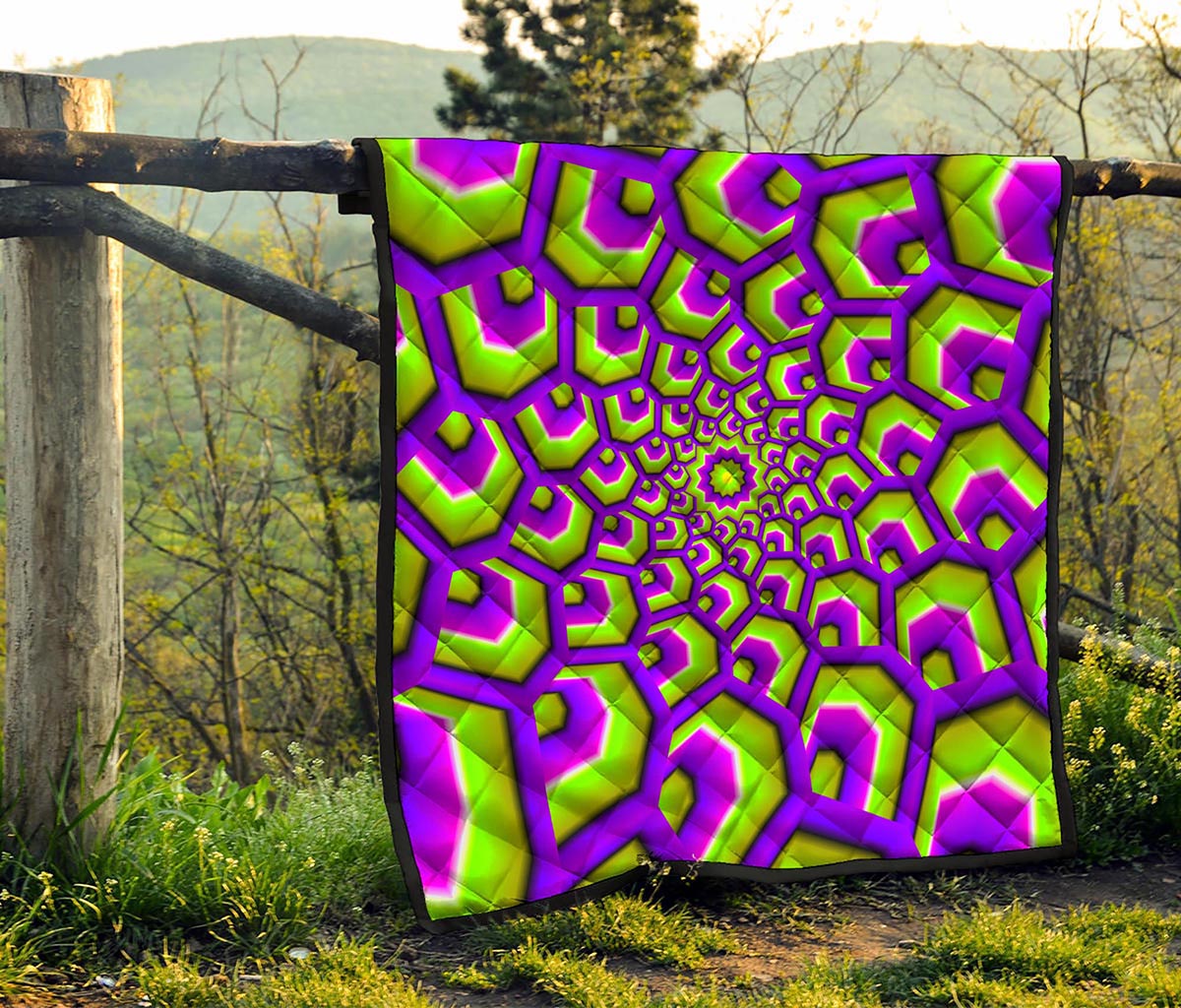 Green Hive Moving Optical Illusion Quilt