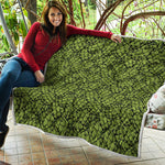 Green Hop Cone Pattern Print Quilt