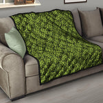 Green Hop Cone Pattern Print Quilt