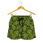 Green Hop Cone Pattern Print Women's Shorts