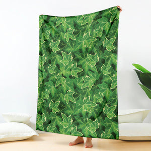 Green Ivy Leaf Pattern Print Blanket