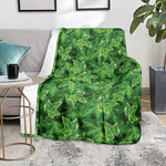 Green Ivy Leaf Pattern Print Blanket