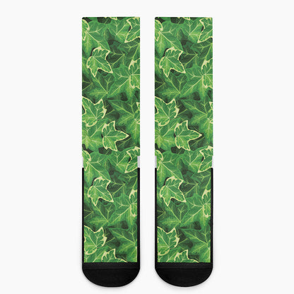 Green Ivy Leaf Pattern Print Crew Socks