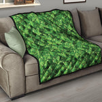 Green Ivy Leaf Pattern Print Quilt