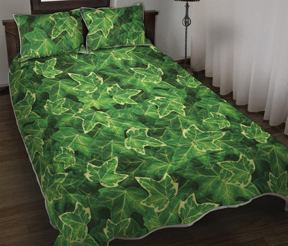 Green Ivy Leaf Pattern Print Quilt Bed Set