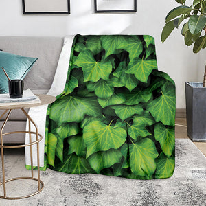 Green Ivy Leaf Print Blanket