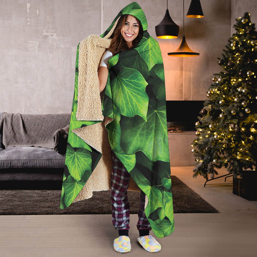 Green Ivy Leaf Print Hooded Blanket