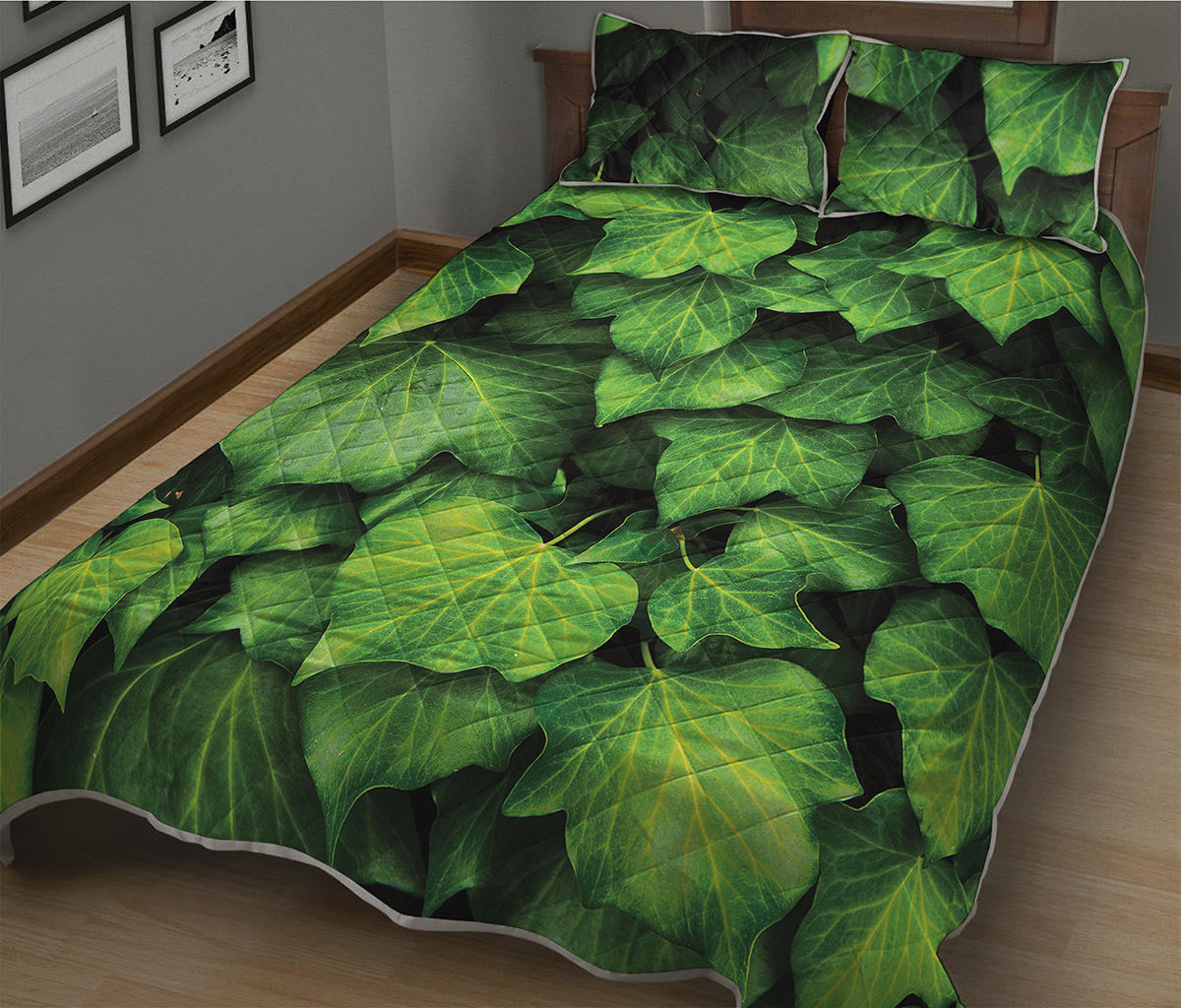 Green Ivy Leaf Print Quilt Bed Set