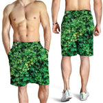 Green Ivy Wall Print Men's Shorts