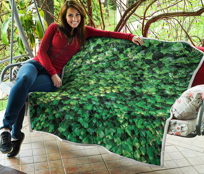 Green Ivy Wall Print Quilt