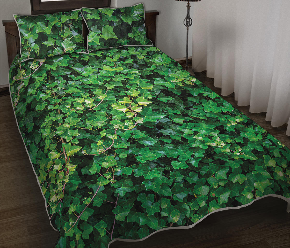 Green Ivy Wall Print Quilt Bed Set