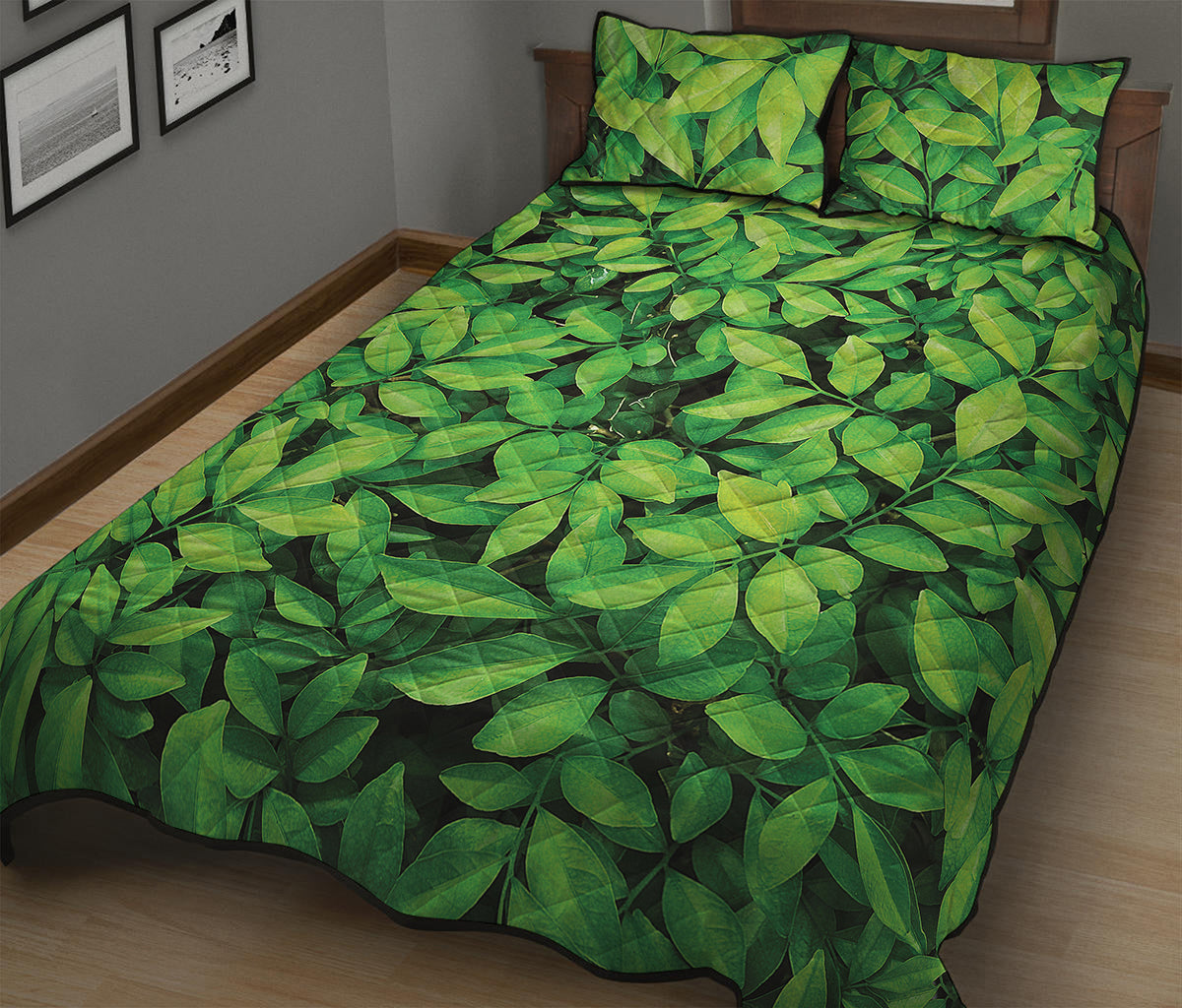Green Leaf Print Quilt Bed Set