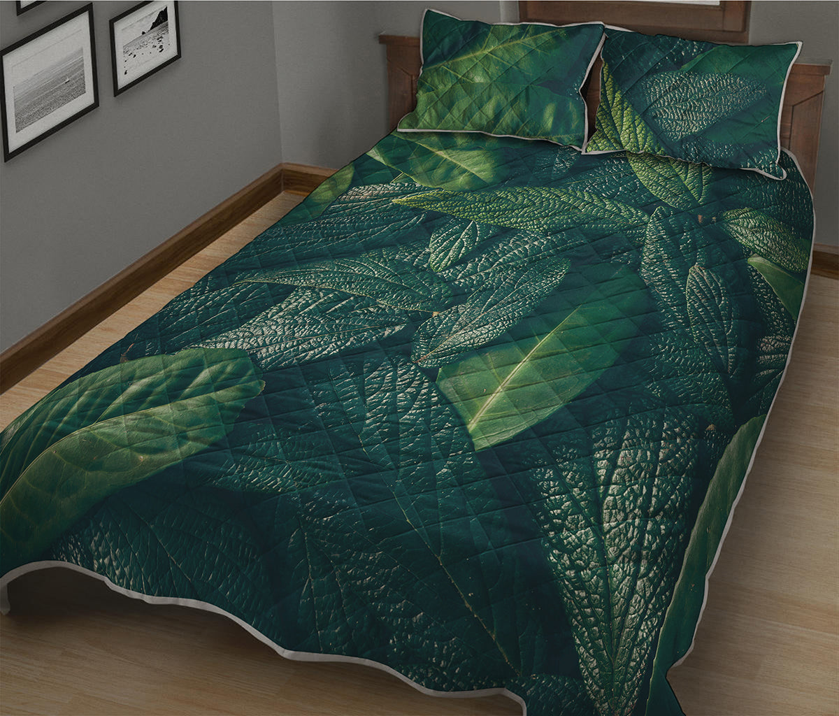 Green Leaves Print Quilt Bed Set