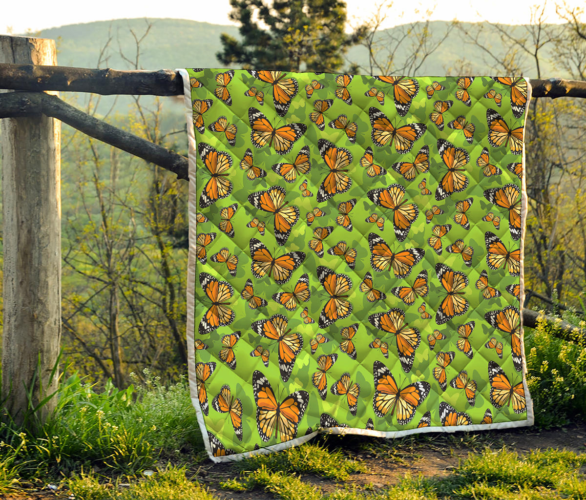 Green Monarch Butterfly Pattern Print Quilt