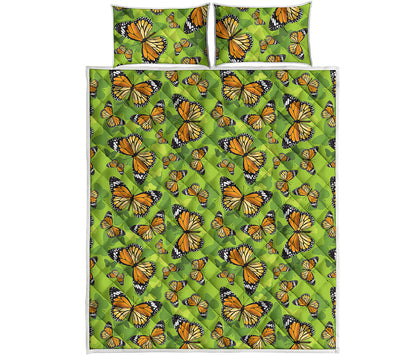 Green Monarch Butterfly Pattern Print Quilt Bed Set