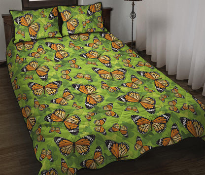 Green Monarch Butterfly Pattern Print Quilt Bed Set