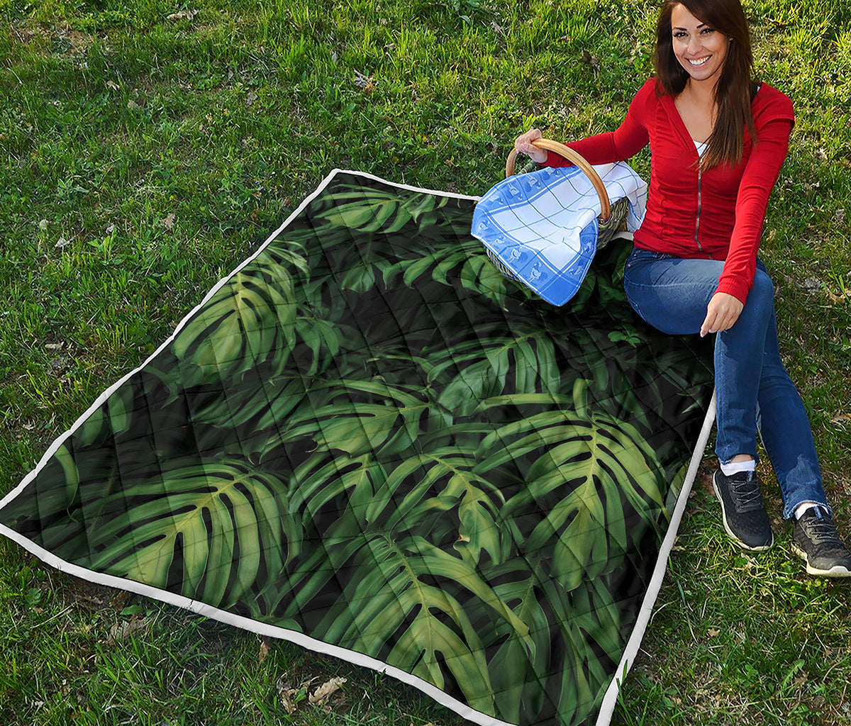 Green Monstera Leaf Print Quilt