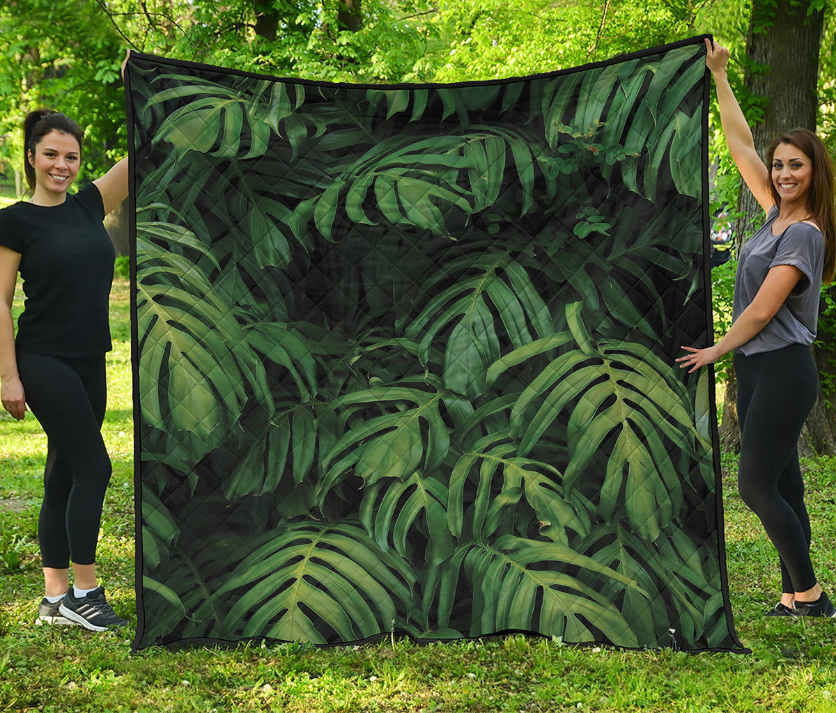 Green Monstera Leaf Print Quilt