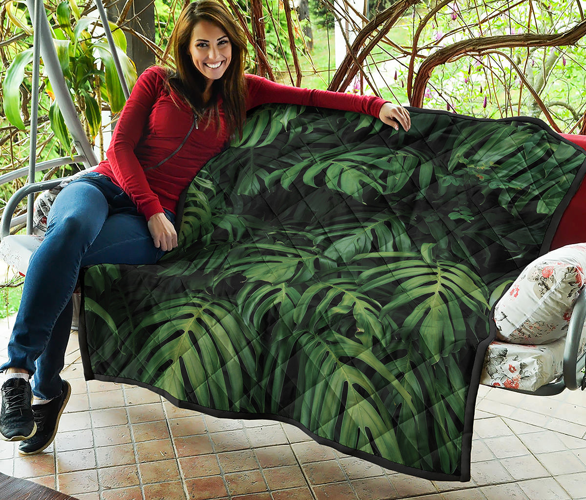Green Monstera Leaf Print Quilt