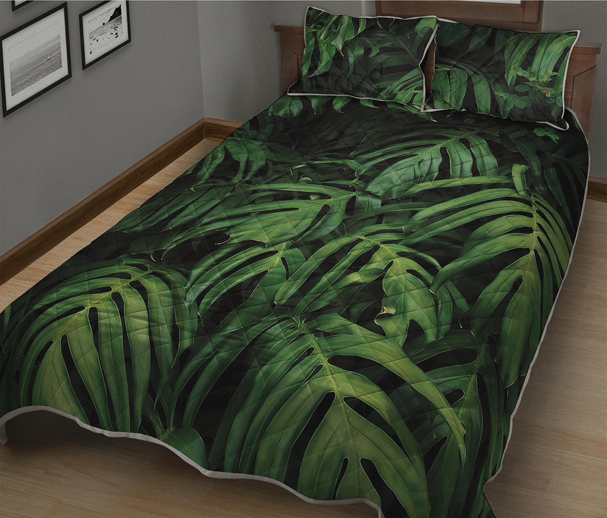 Green Monstera Leaf Print Quilt Bed Set