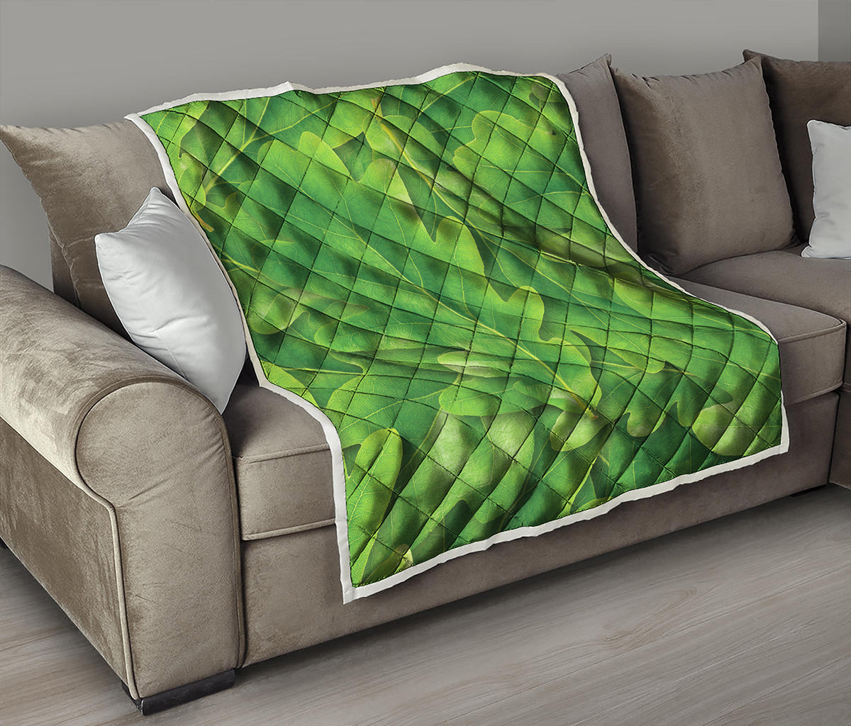 Green Oak Leaf Print Quilt