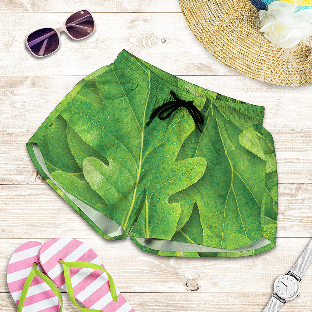 Green Oak Leaf Print Women's Shorts
