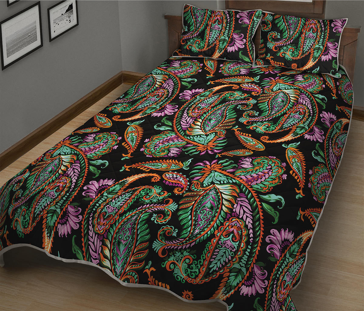 Green Orange And Pink Paisley Print Quilt Bed Set
