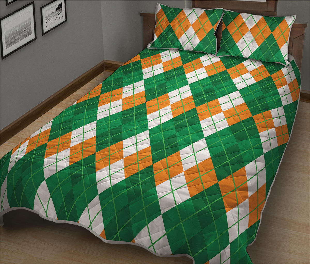 Green Orange And White Argyle Print Quilt Bed Set