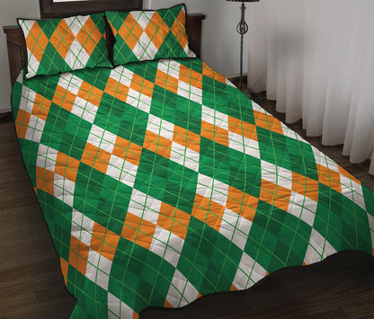 Green Orange And White Argyle Print Quilt Bed Set