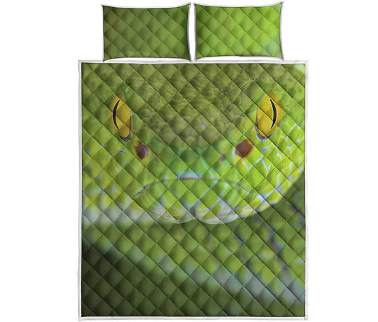 Green Pit Viper Print Quilt Bed Set