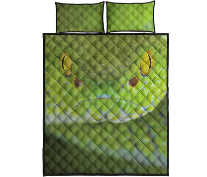 Green Pit Viper Print Quilt Bed Set
