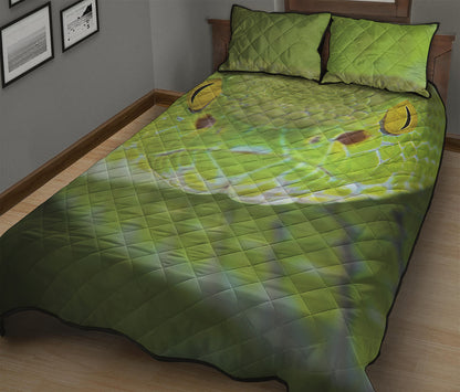 Green Pit Viper Print Quilt Bed Set