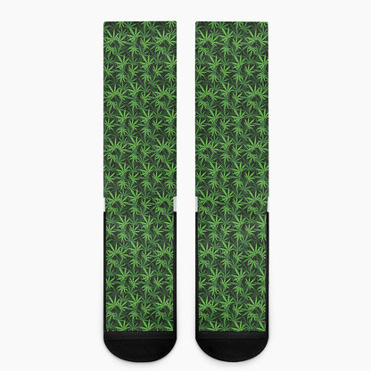 Green Pot Leaf Pattern Print Crew Socks