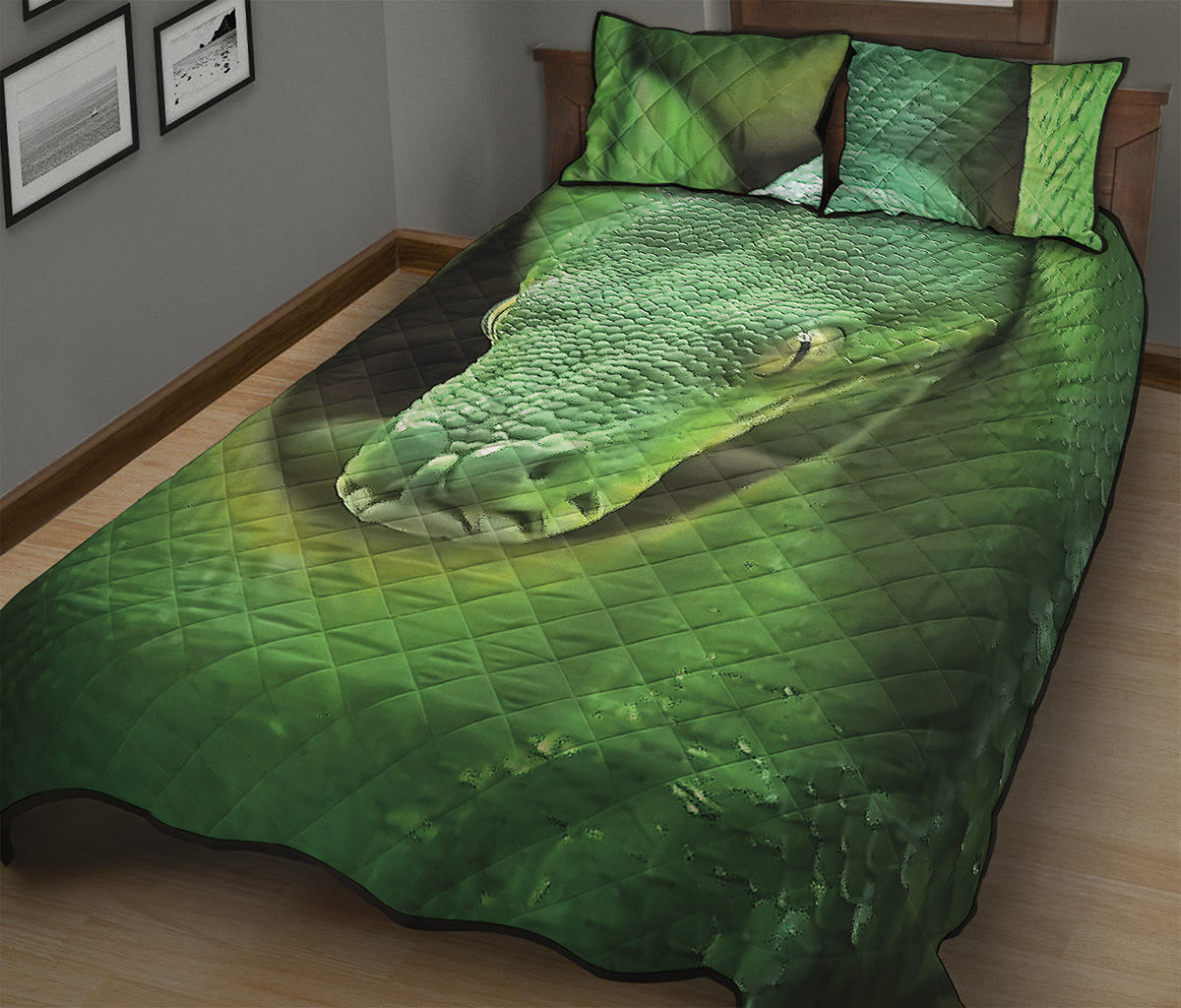 Green Reticulated Python Snake Print Quilt Bed Set