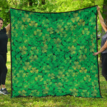 Green Shamrock Leaf Pattern Print Quilt