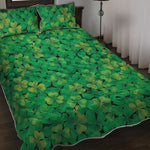 Green Shamrock Leaf Pattern Print Quilt Bed Set
