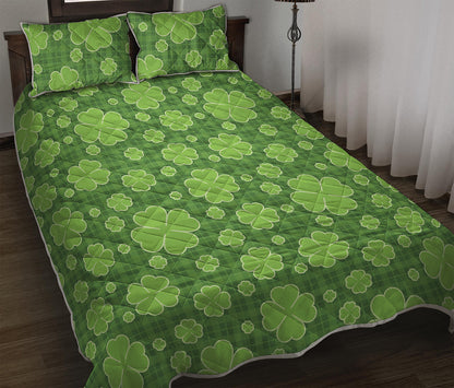 Green Shamrock Plaid Pattern Print Quilt Bed Set