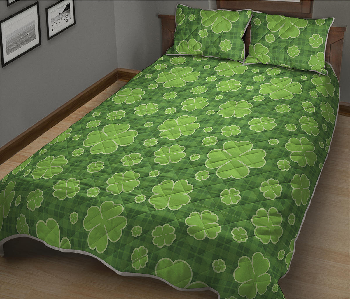 Green Shamrock Plaid Pattern Print Quilt Bed Set