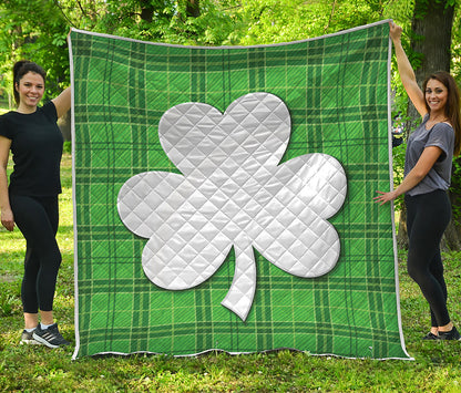 Green Shamrock Tartan Print Quilt