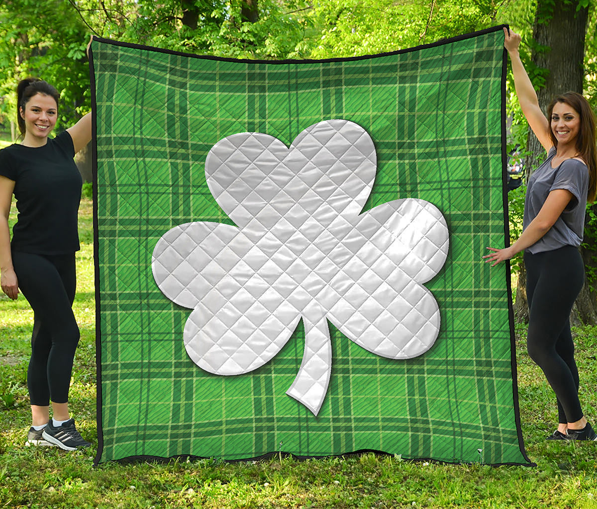 Green Shamrock Tartan Print Quilt