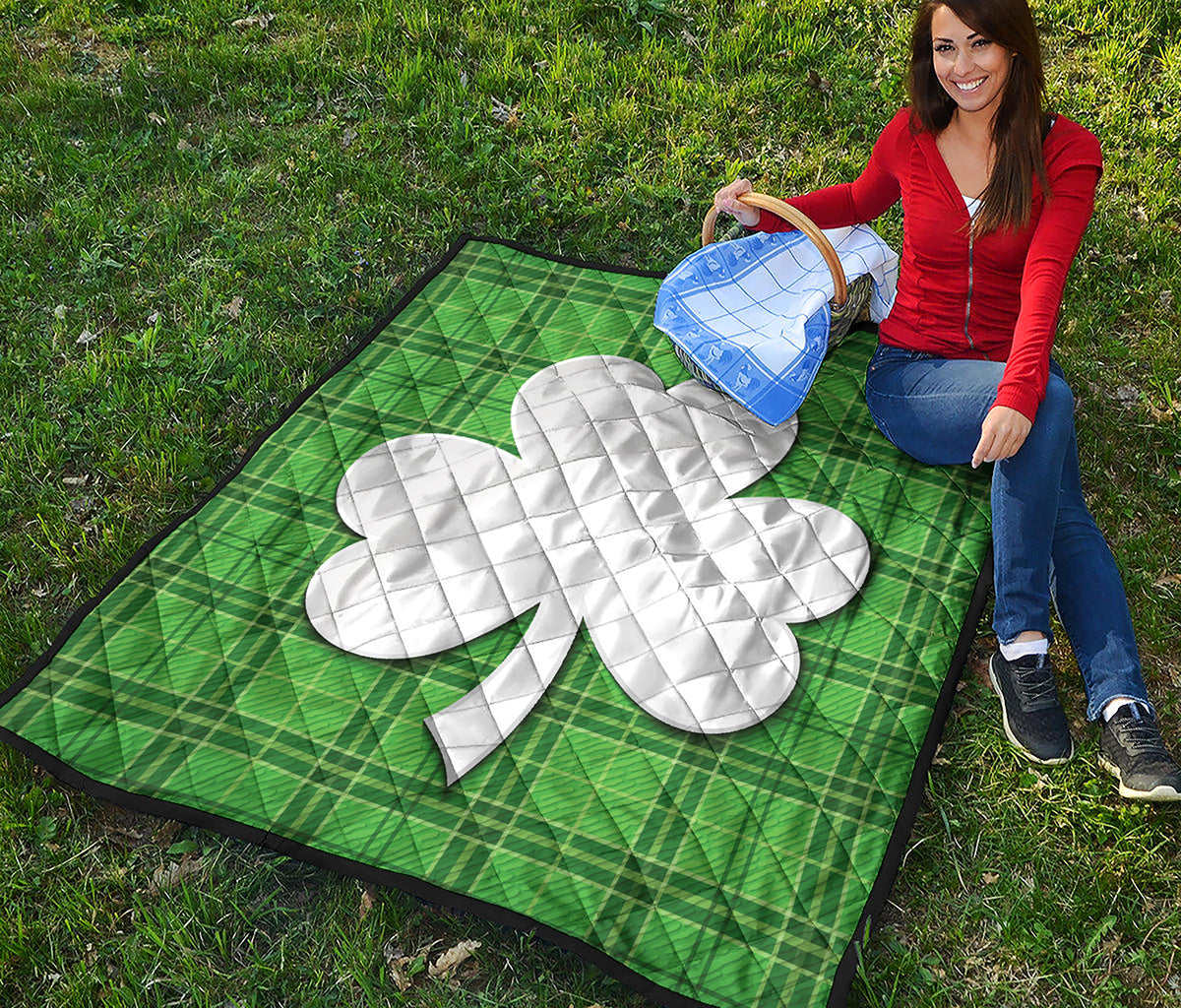 Green Shamrock Tartan Print Quilt