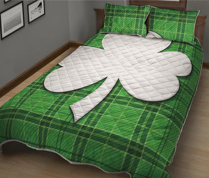 Green Shamrock Tartan Print Quilt Bed Set