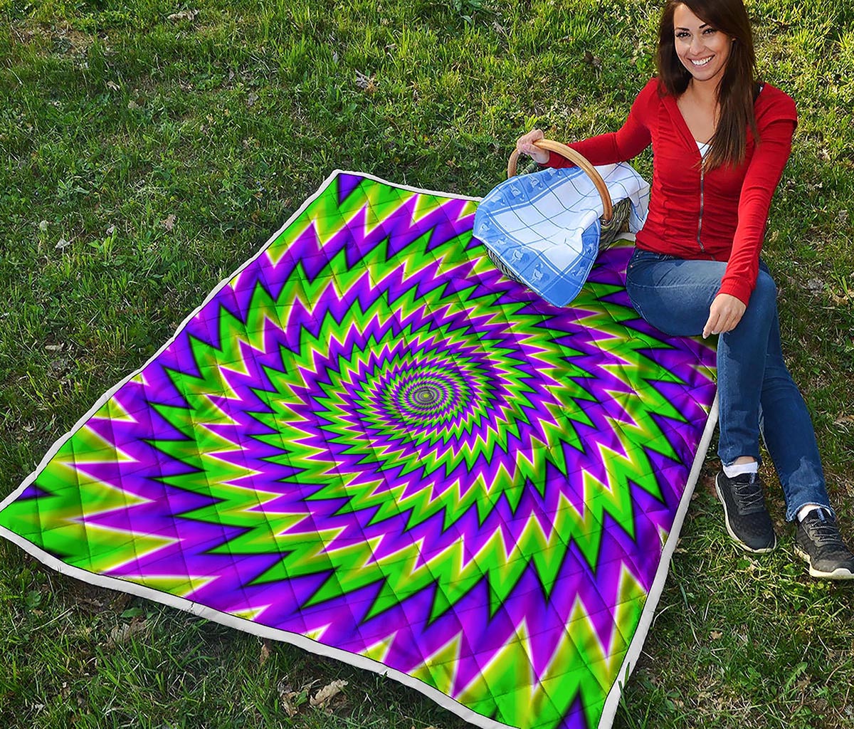Green Spiral Moving Optical Illusion Quilt