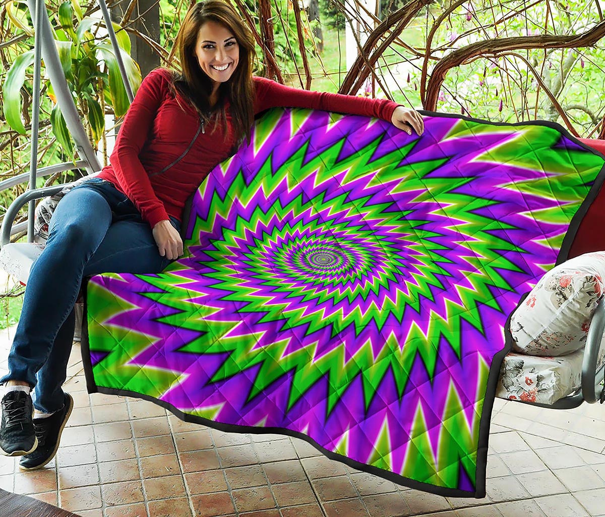 Green Spiral Moving Optical Illusion Quilt