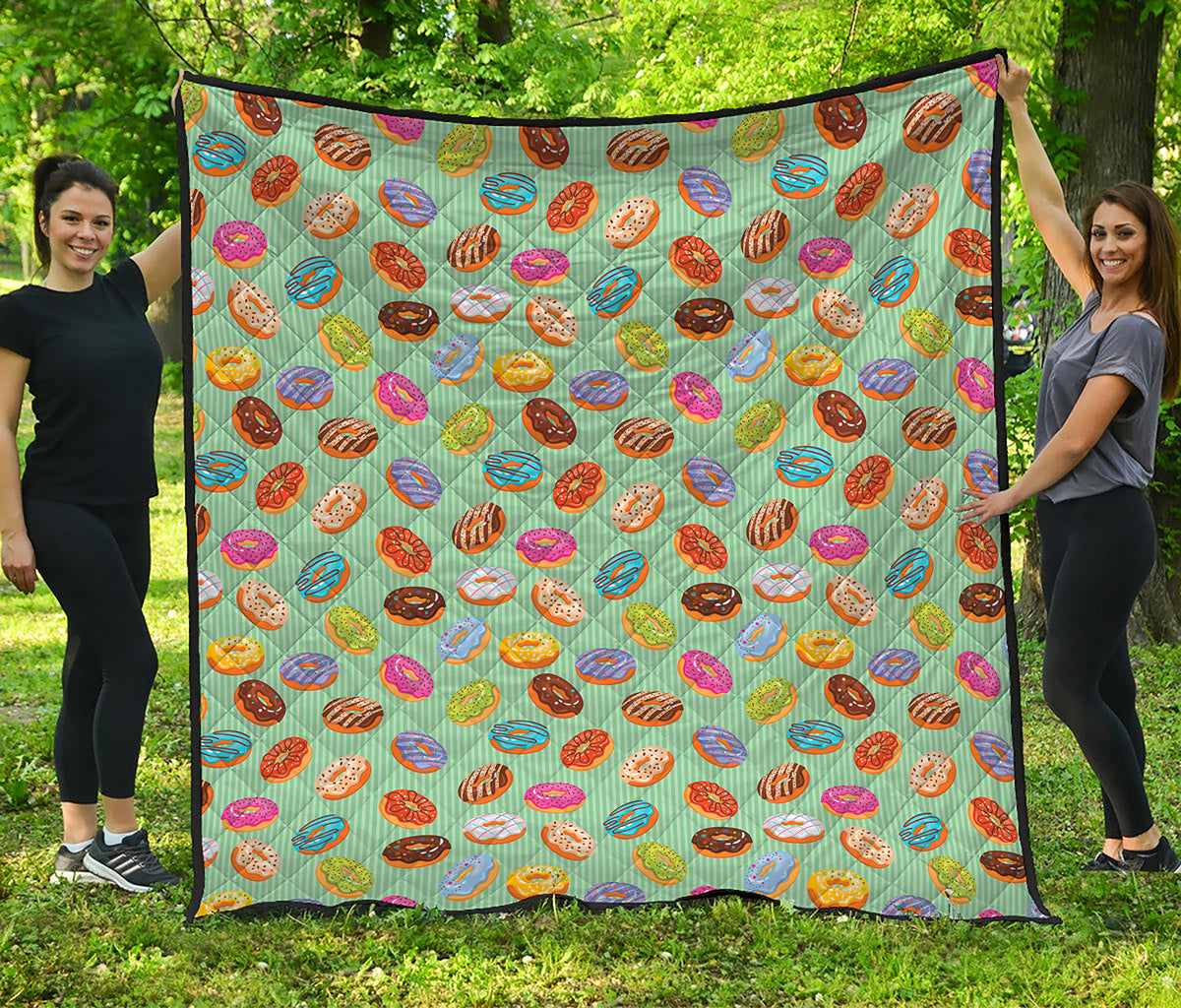 Green Striped Donut Pattern Print Quilt