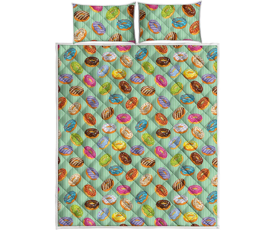 Green Striped Donut Pattern Print Quilt Bed Set