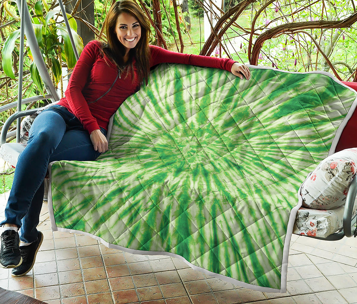 Green Tie Dye Print Quilt