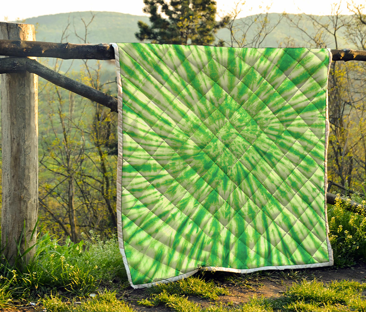 Green Tie Dye Print Quilt